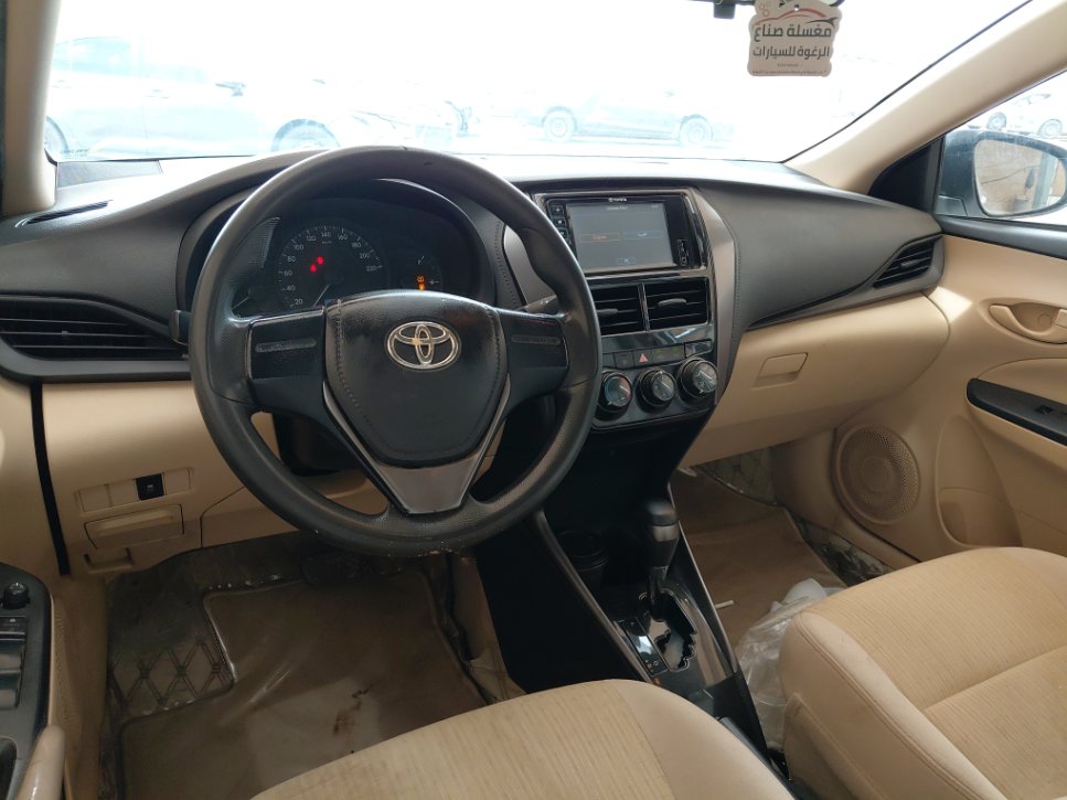 Toyota Yaris Y 2022 image