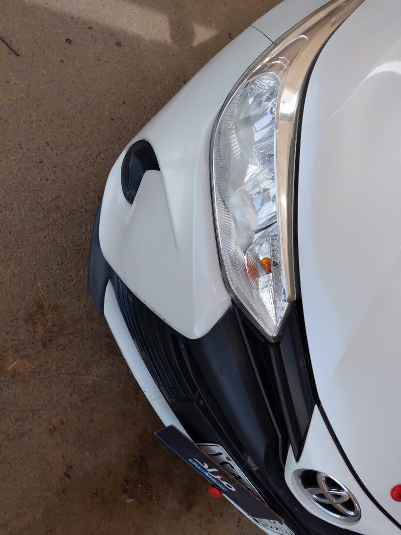 Toyota Yaris Y 2022 image