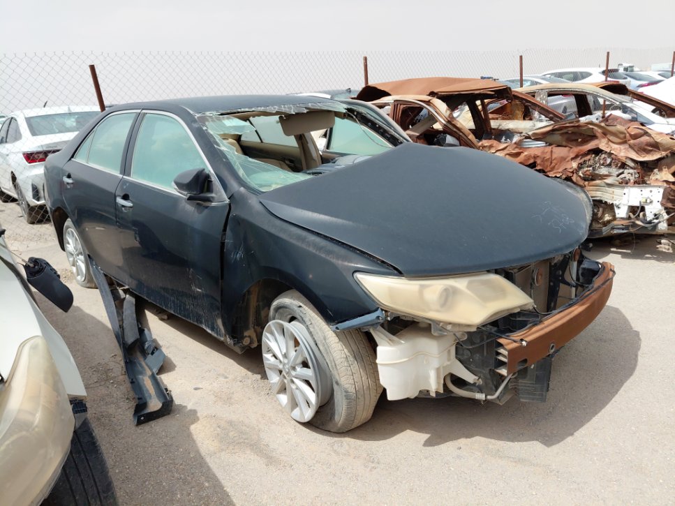 تويوتا كامري GL Limited  2015 image