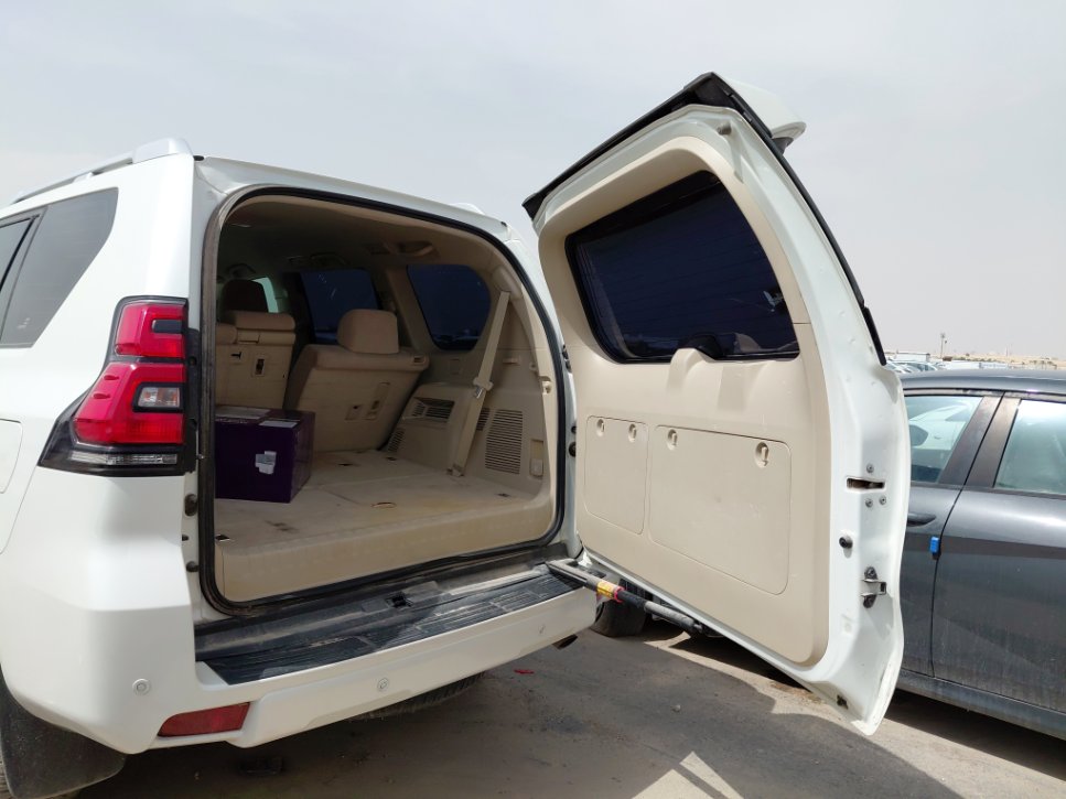 Toyota Land Cruiser Prado TXL 1 2019 image