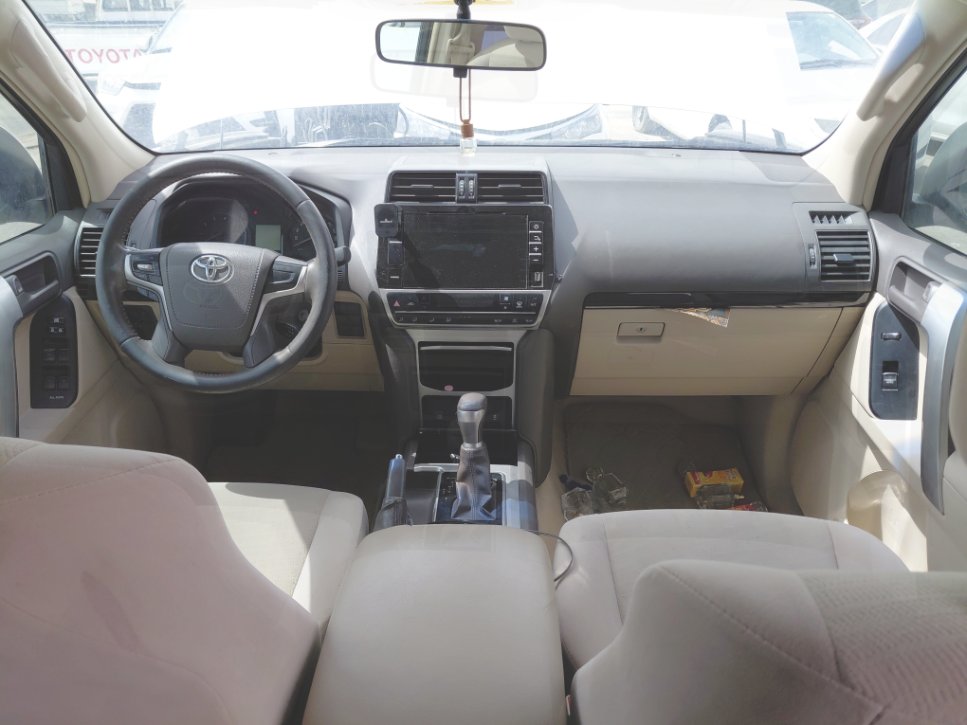 Toyota Land Cruiser Prado TXL 1 2019 image