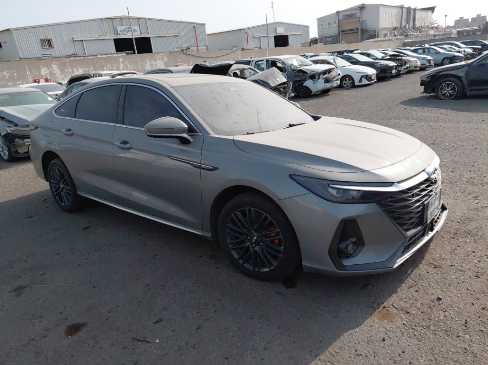 شيري اريزو 8 برو  2025 image