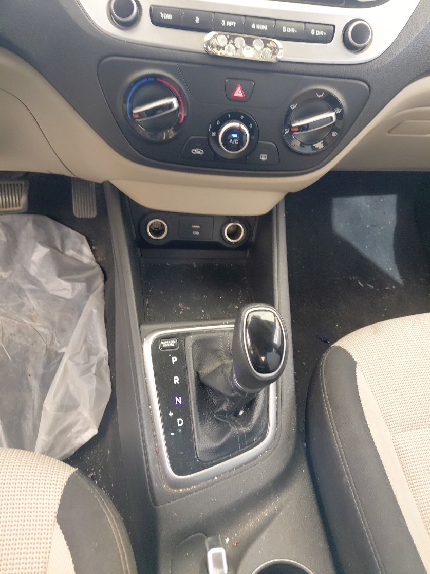 Hyundai Accent GL 2023 image