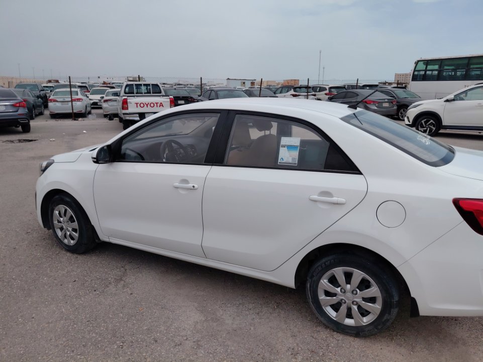 كيا بيجاس  2023 image