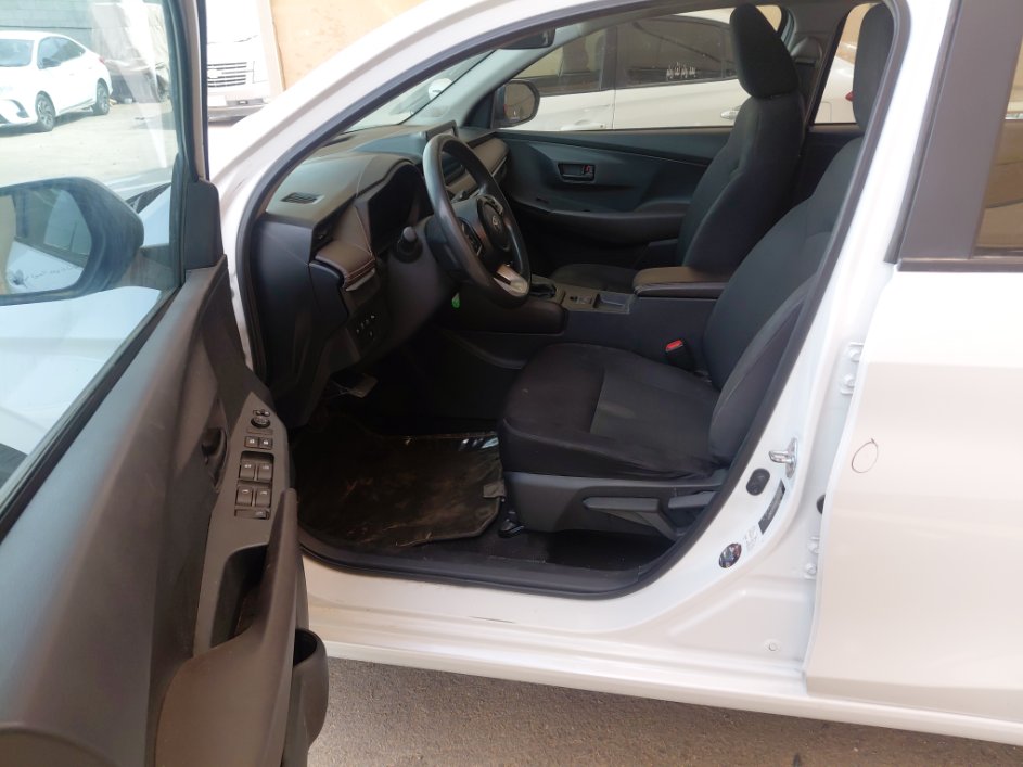 Toyota Yaris Y PLUS 2023 image