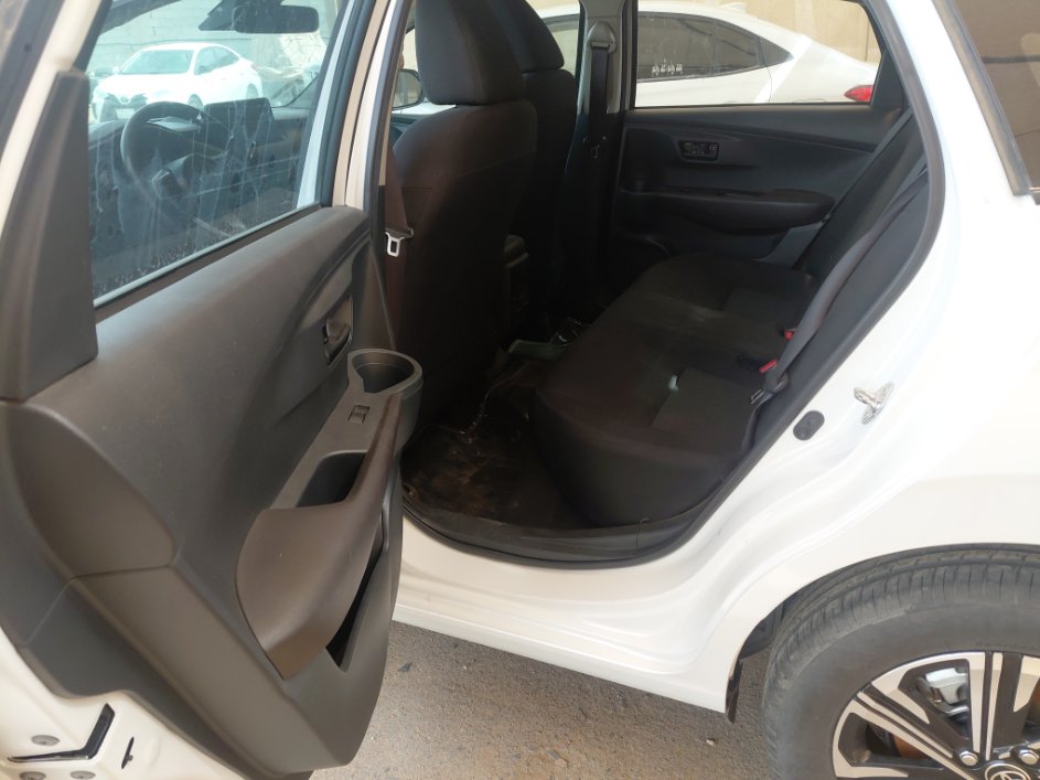 Toyota Yaris Y PLUS 2023 image