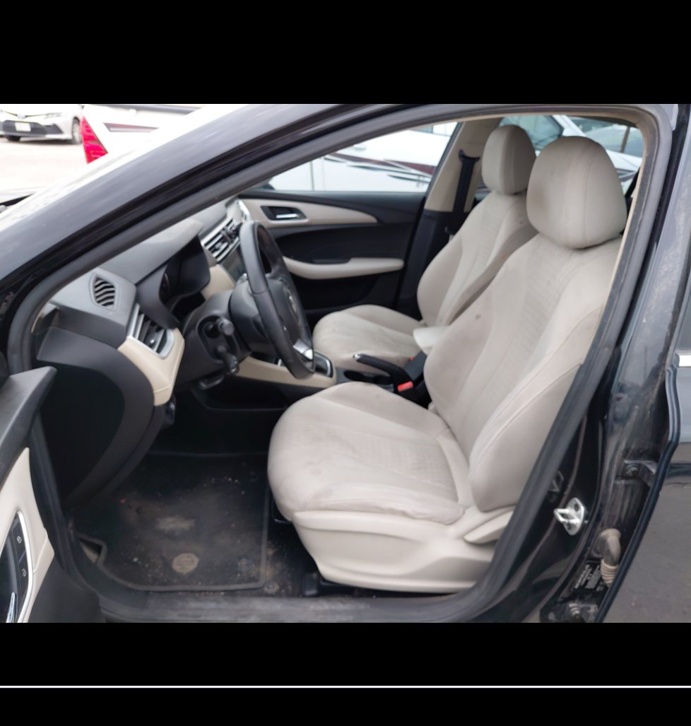 إم جي 5  2022 image