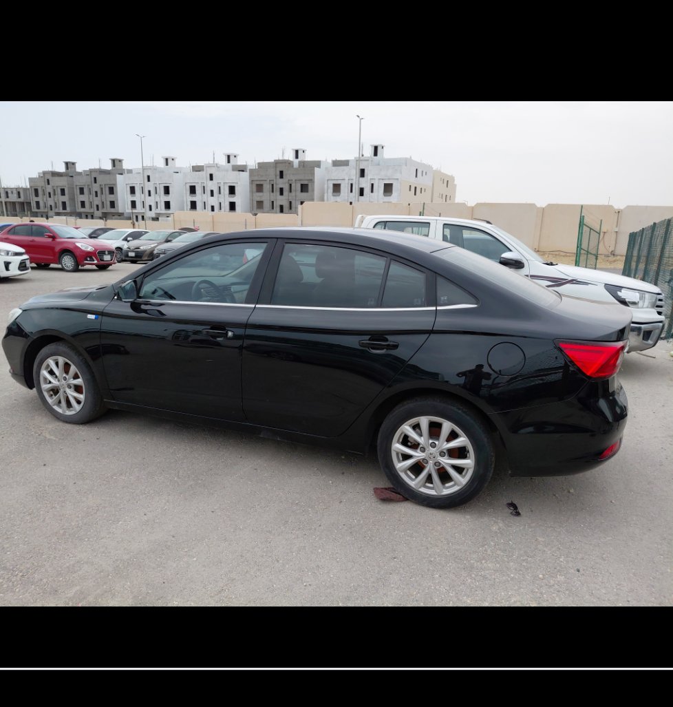 إم جي 5  2022 image