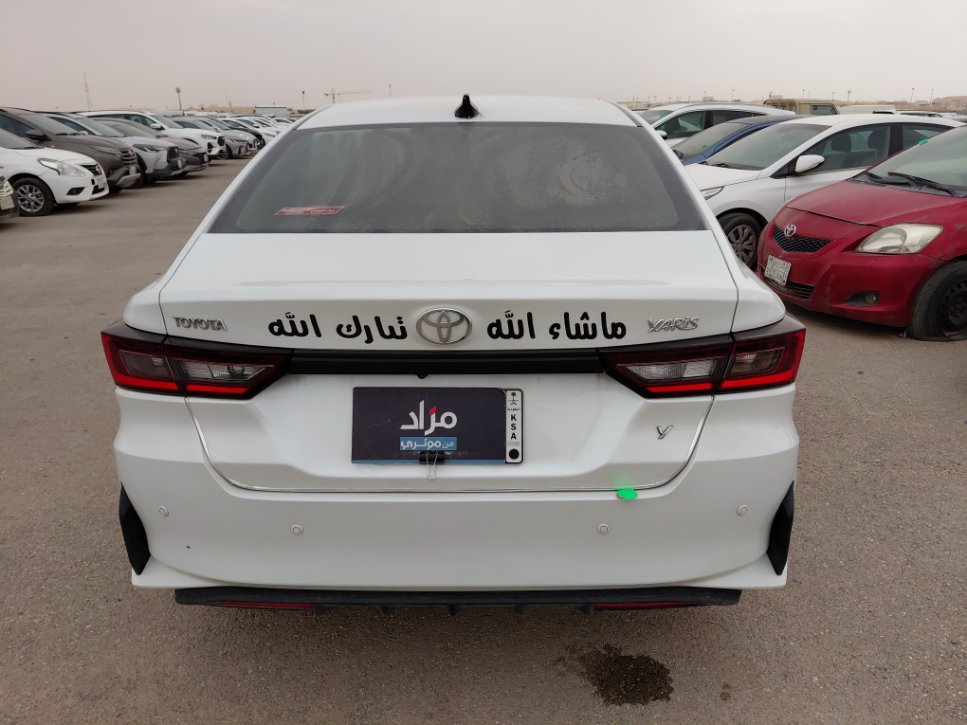 تويوتا يارس Y 2024 image