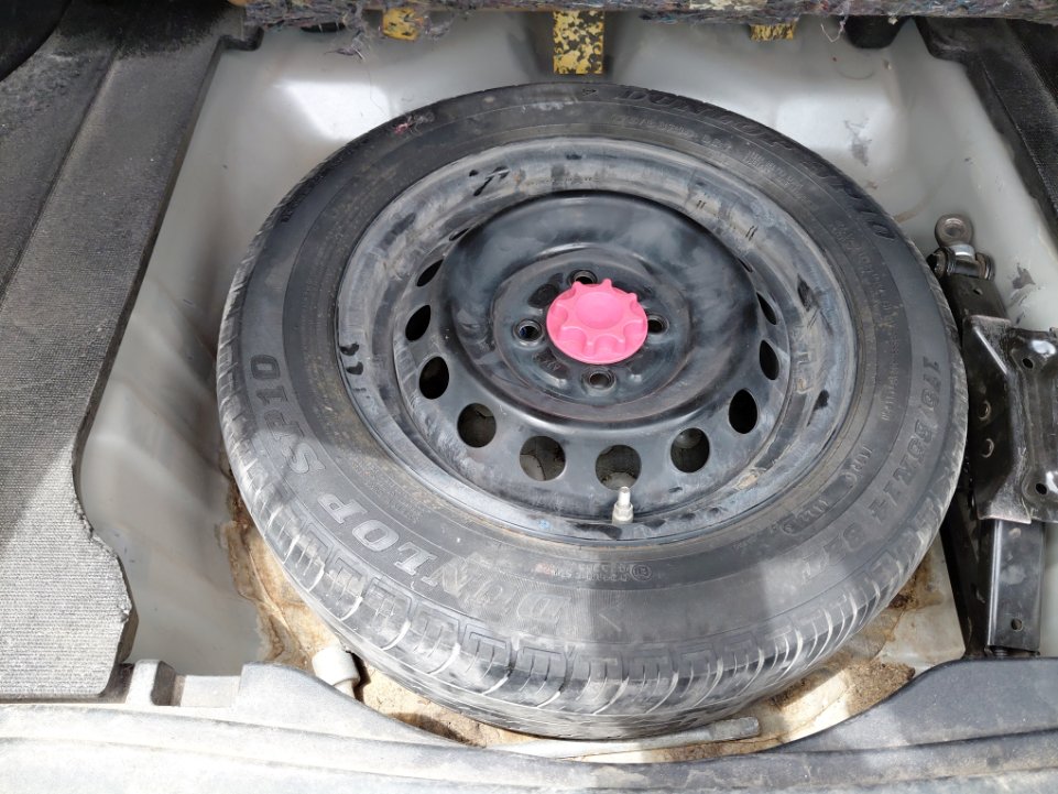 تويوتا يارس Y FLT 2022 image