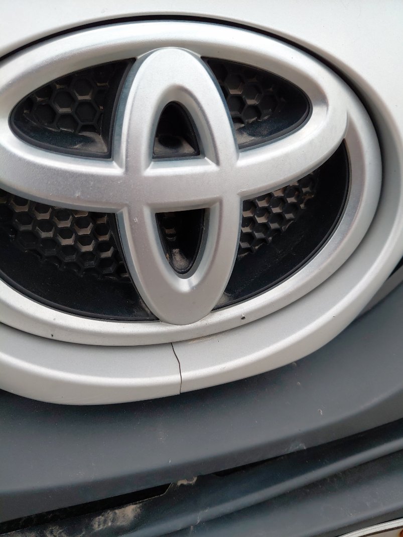 تويوتا يارس Y FLT 2022 image