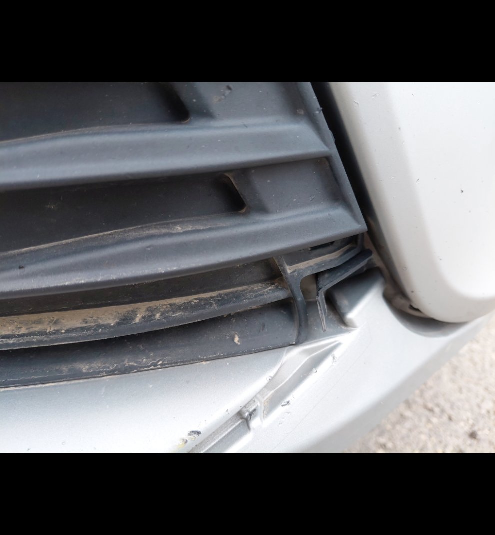 تويوتا يارس Y FLT 2022 image