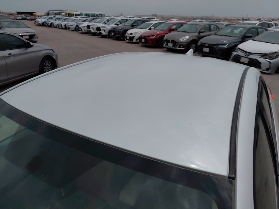 تويوتا يارس Y FLT 2022 image