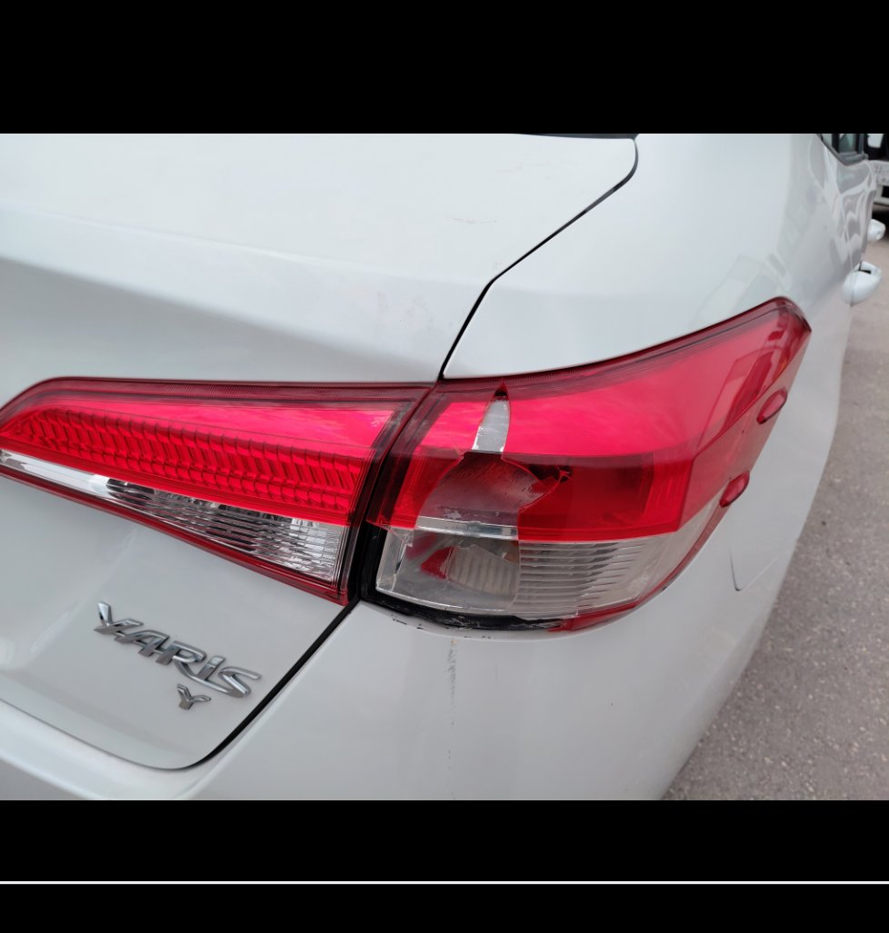 تويوتا يارس Y FLT 2022 image