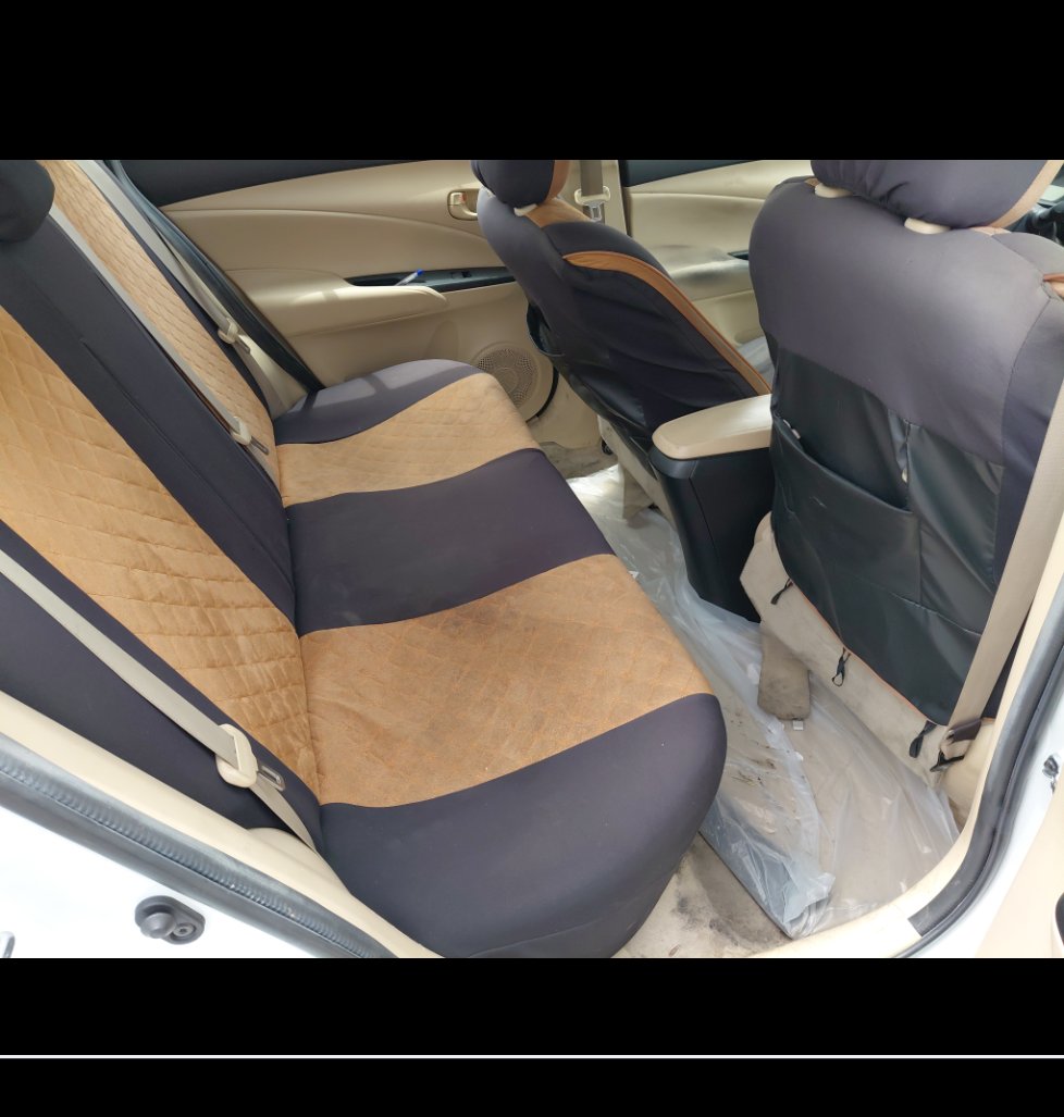 تويوتا يارس Y FLT 2022 image