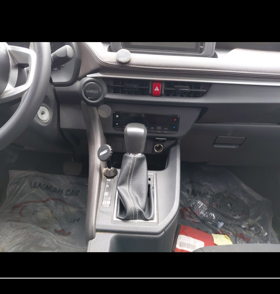 تويوتا يارس Y 2024 image