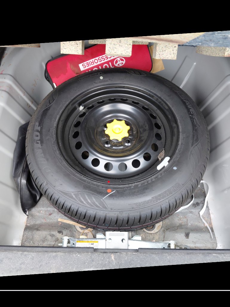 تويوتا يارس Y 2024 image