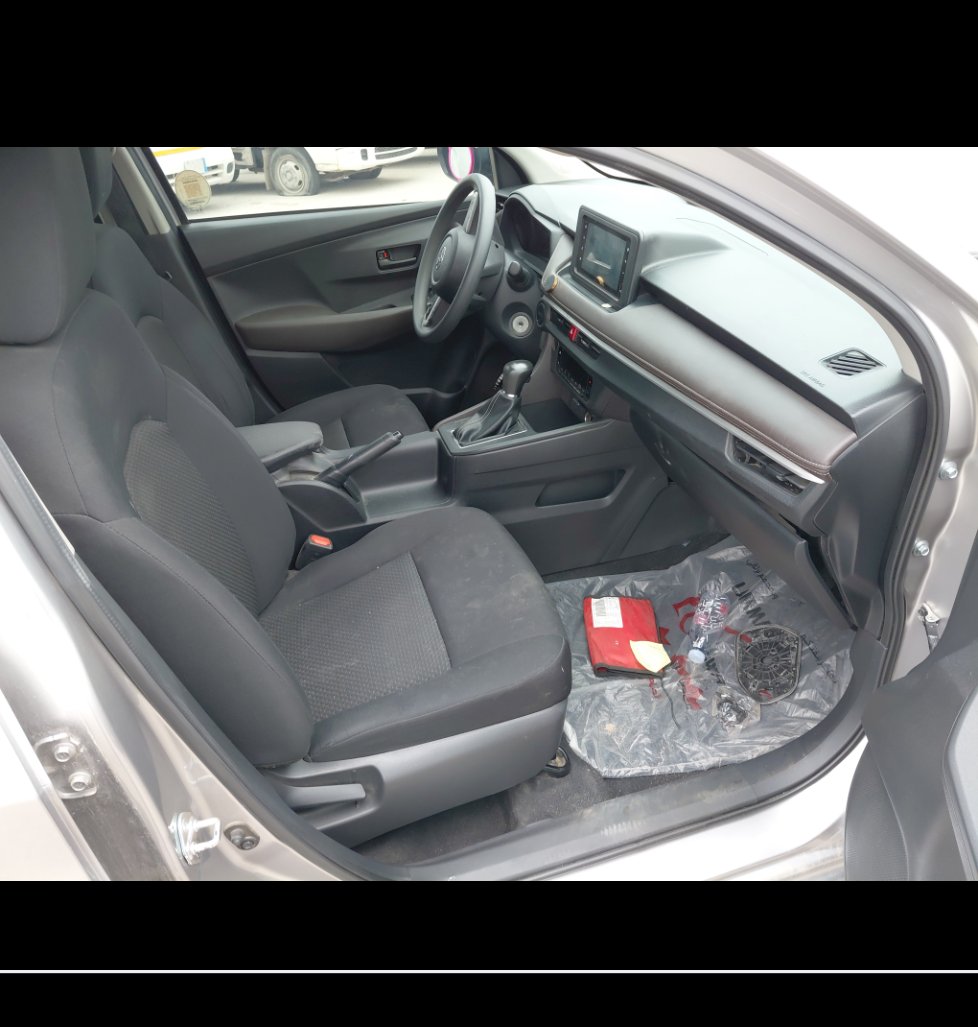 تويوتا يارس Y 2024 image