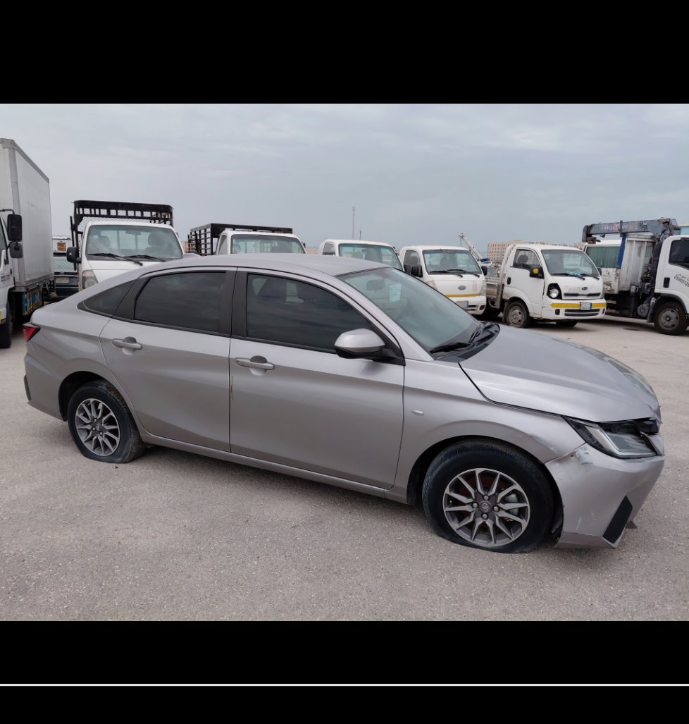 تويوتا يارس Y 2024 image