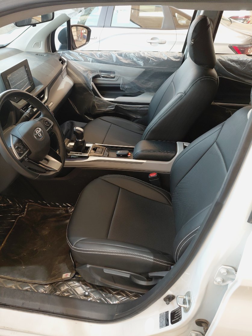 Toyota VELOZ GLX 2024 image