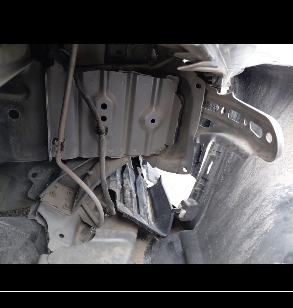 تويوتا يارس Y 2024 image