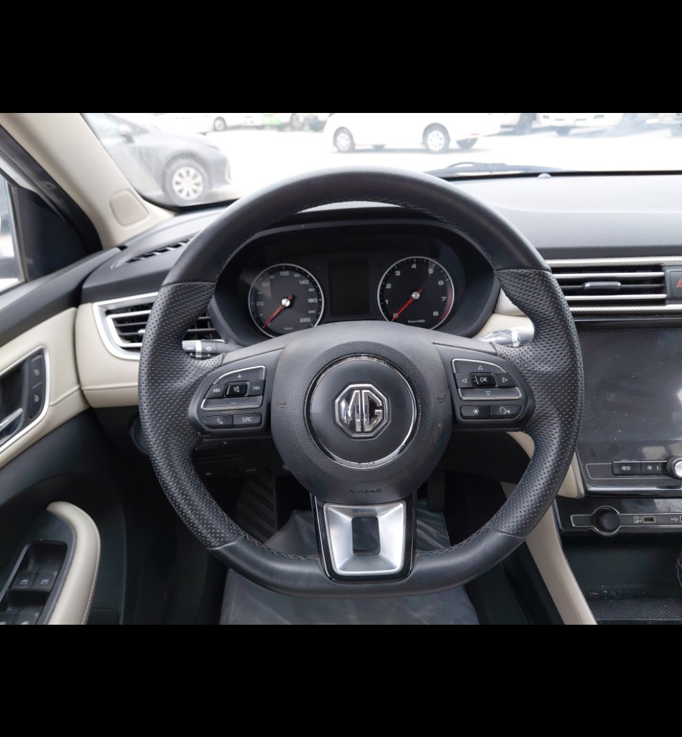 إم جي 5 عاديع 2024 image