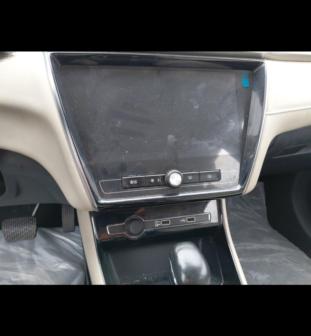 إم جي 5 عاديع 2024 image