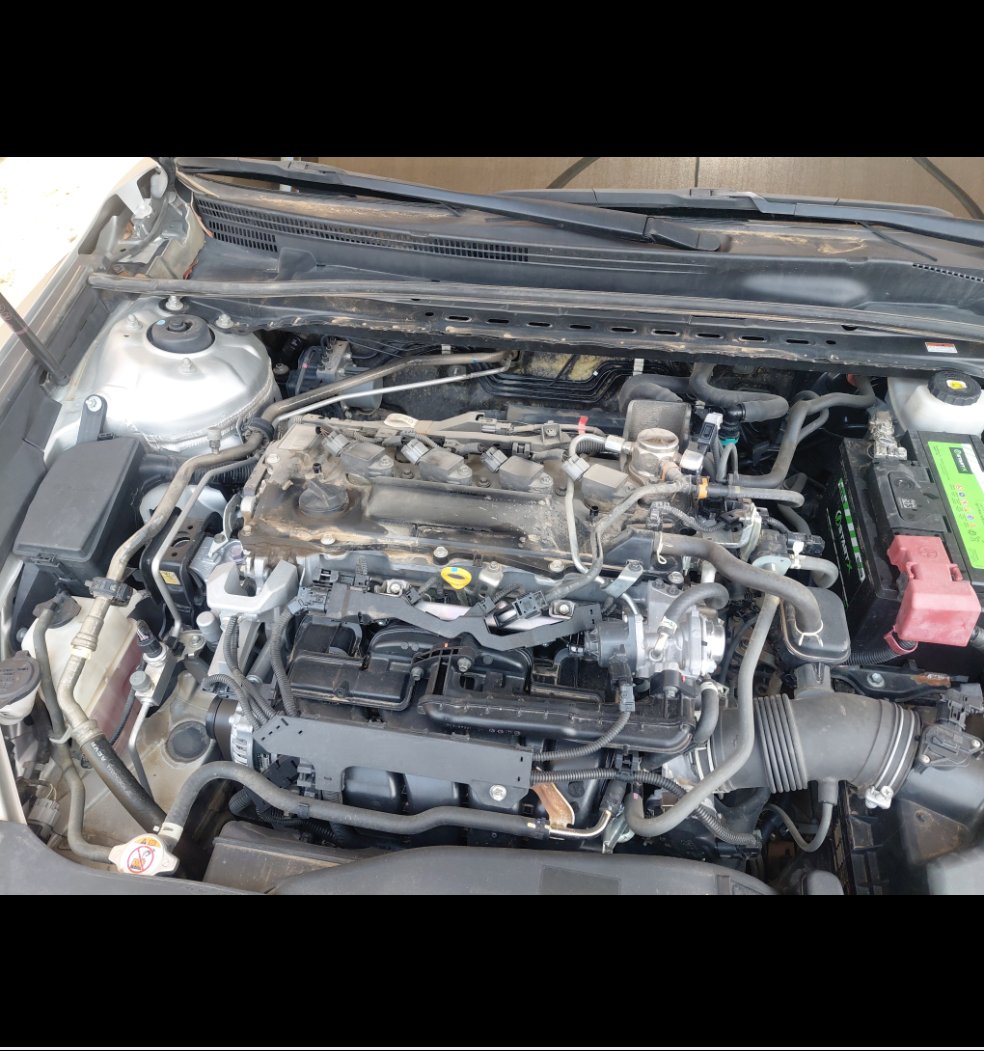 Toyota Camry GLE 2023 image