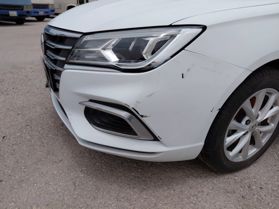 إم جي 5 عاديع 2024 image