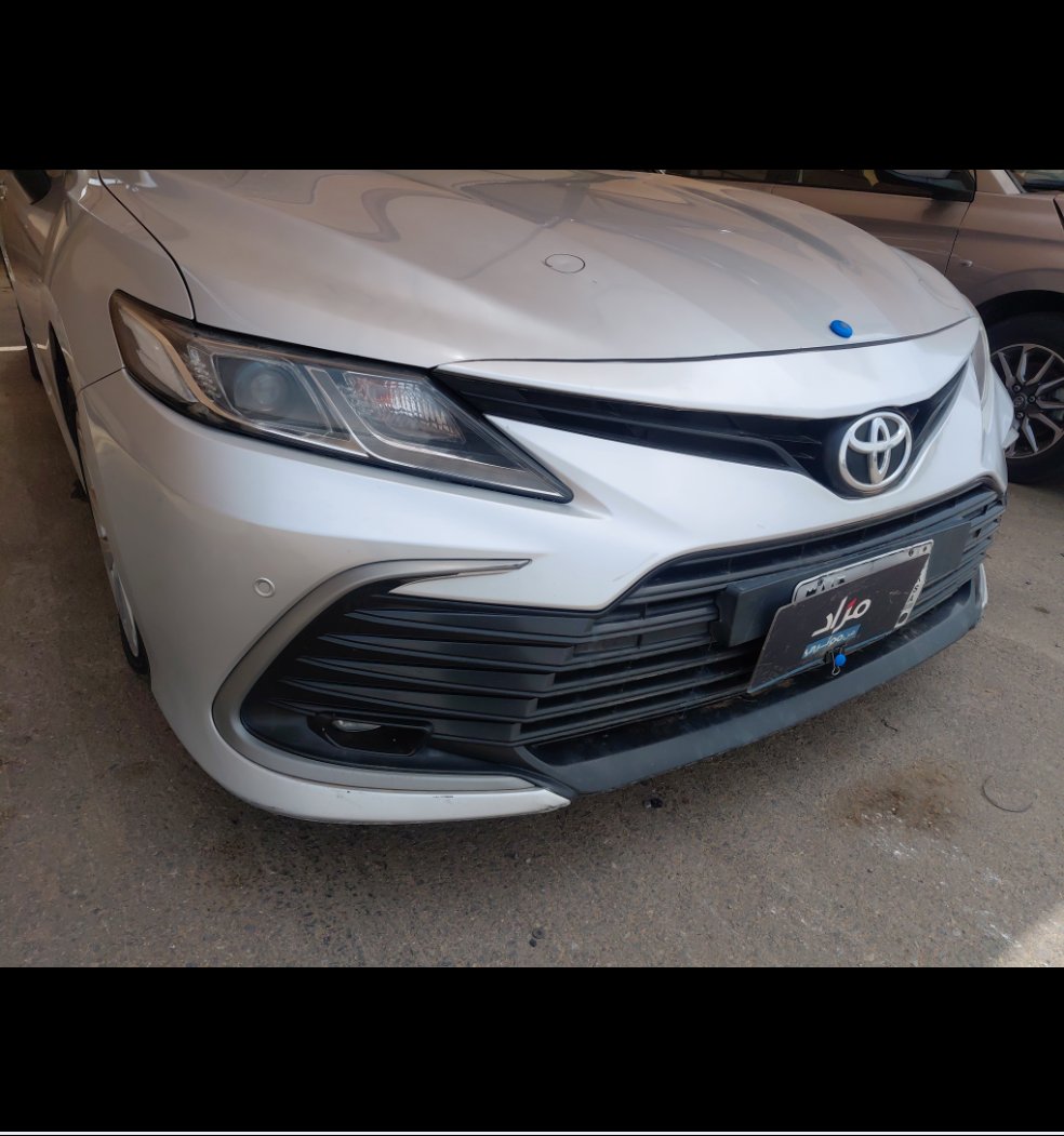 Toyota Camry GLE 2023 image