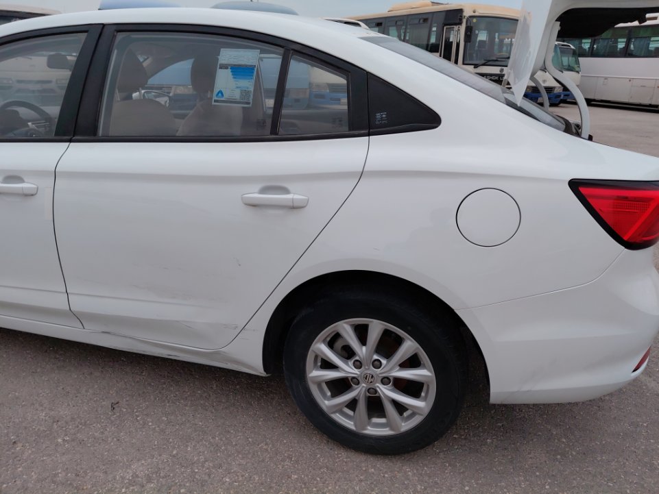 إم جي 5 عاديع 2024 image