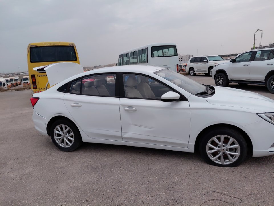 إم جي 5 عاديع 2024 image