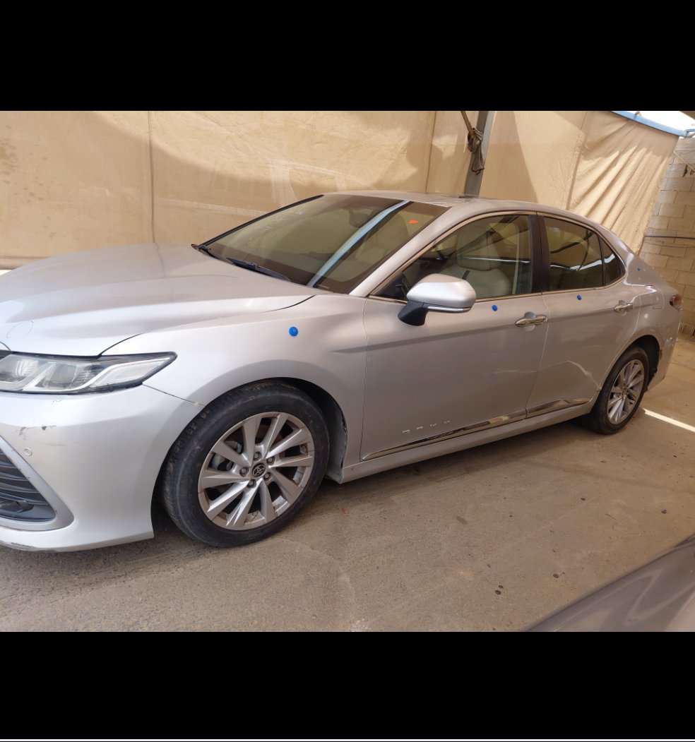 Toyota Camry GLE 2023 image