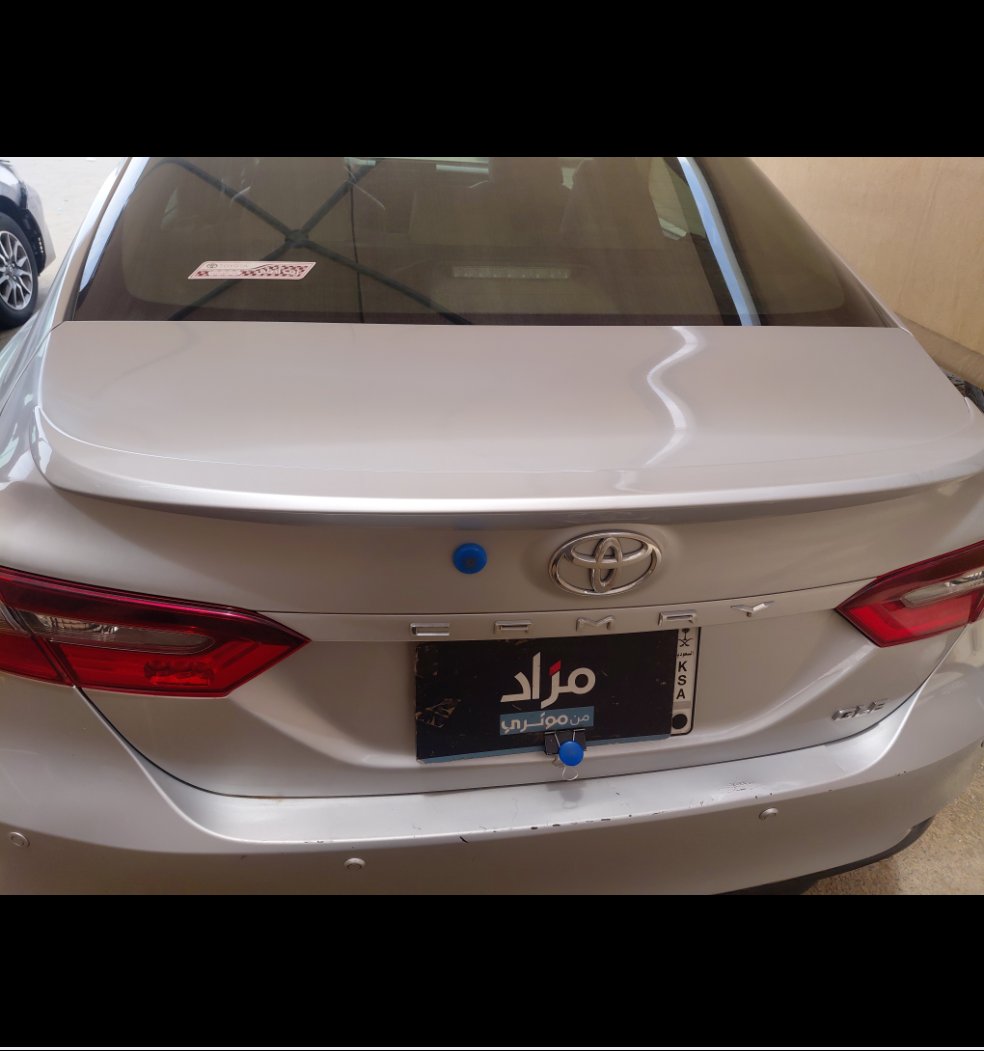 Toyota Camry GLE 2023 image