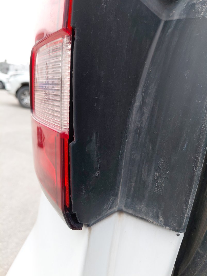 إم جي 5 عاديع 2024 image