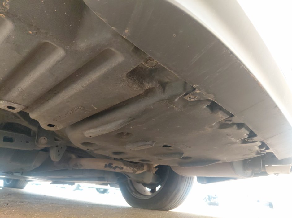 Toyota Camry GLE 2023 image