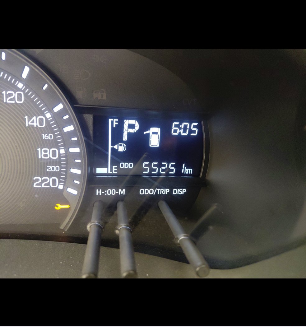 Toyota Yaris Y- 2024 image