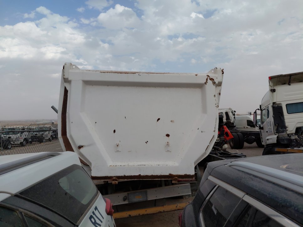 تانك 300 قلاب  1990 image