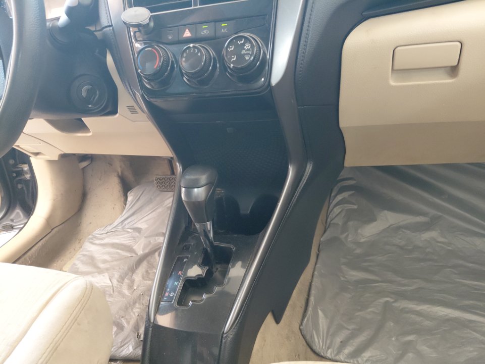 Toyota Yaris Y FLT 2021 image