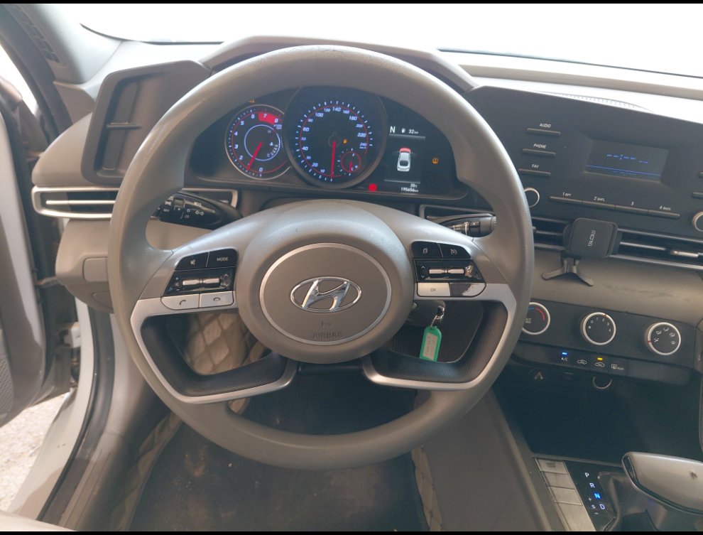 Hyundai Elantra شركات 2023 image