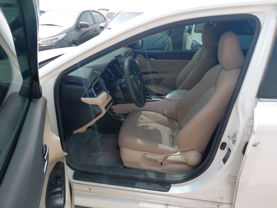 تويوتا كامري LE - STD 2023 image