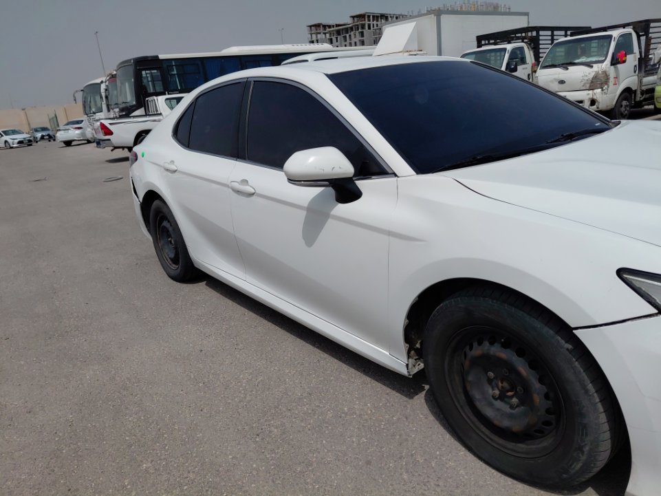 تويوتا كامري LE - STD 2023 image