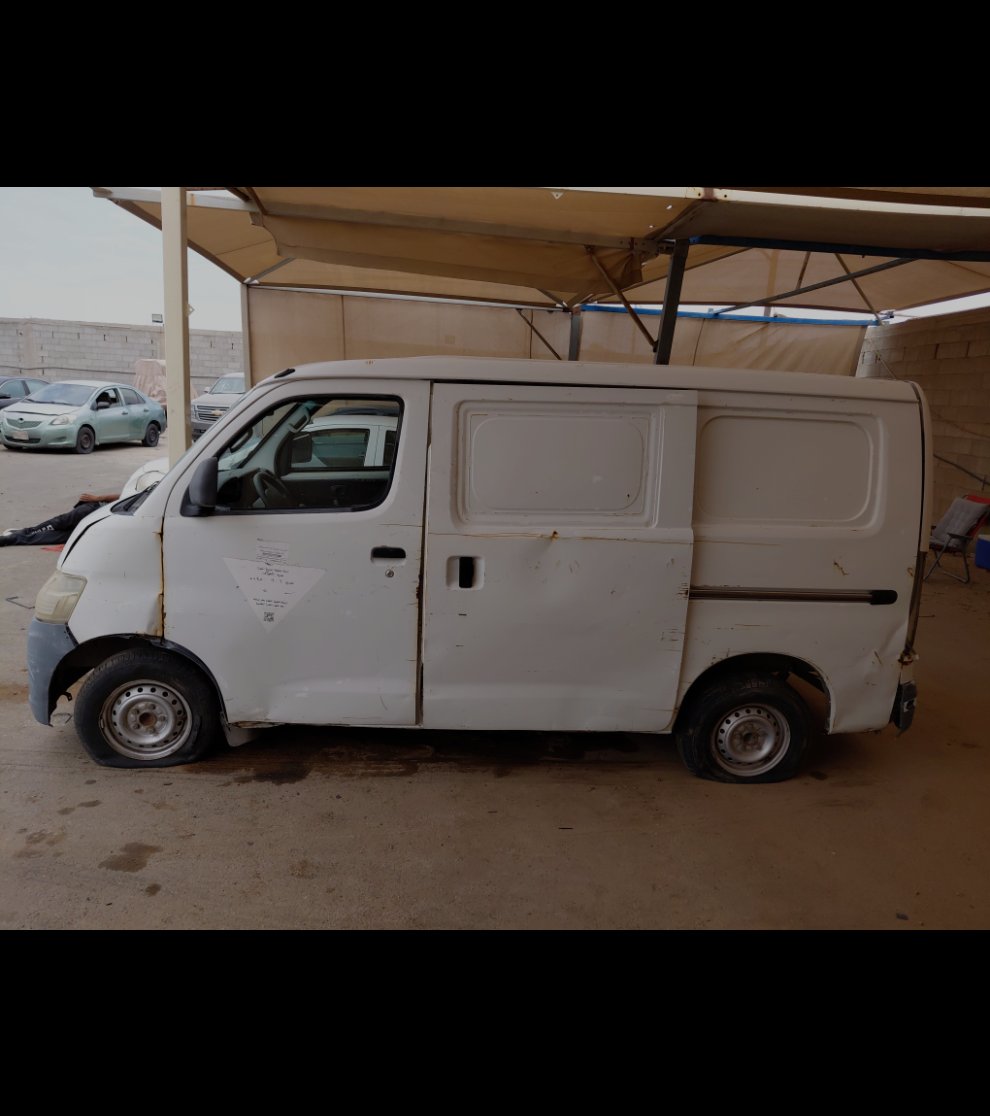 دايهاتسو جران ماكس  2013 image
