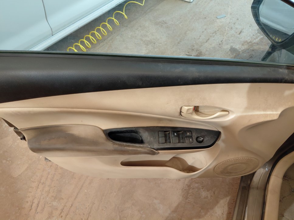 Toyota Yaris Y FLT ( IA) 2021 image