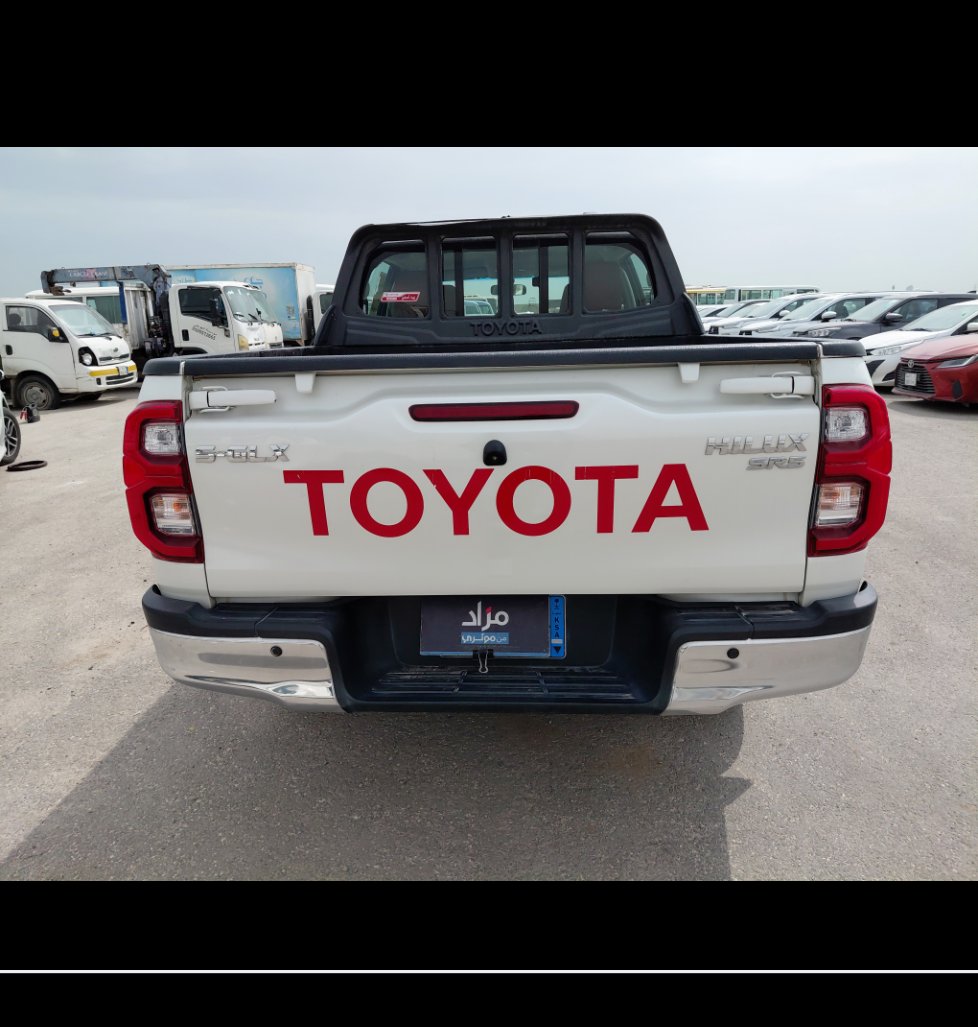 تويوتا هايلكس SGLX - 4X4 2021 image