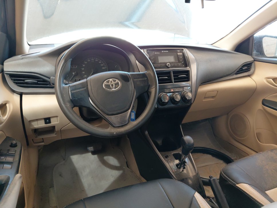Toyota Yaris Y FLT 2021 image