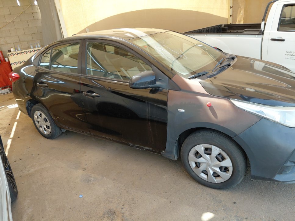 Toyota Yaris Y FLT 2021 image
