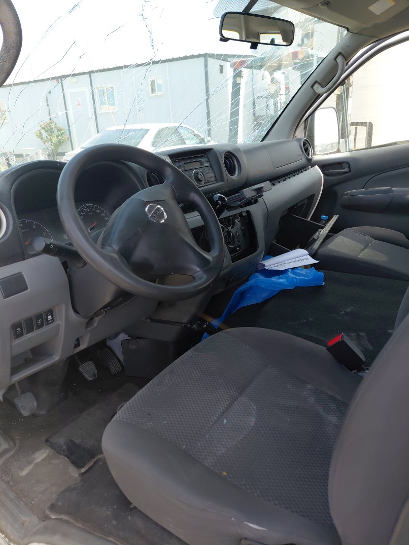 Nissan NV350 Urvan  2020 image