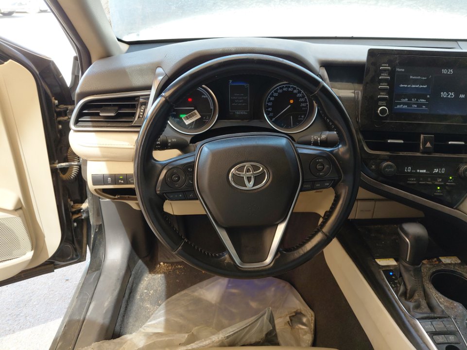 Toyota Camry GLE HEV  2024 image