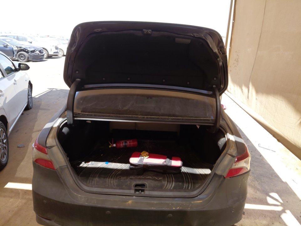 Toyota Camry GLE HEV  2024 image